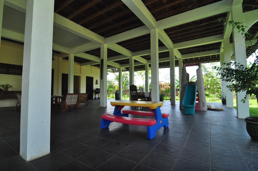 Joglo Java Villa Cangkiran Exterior photo
